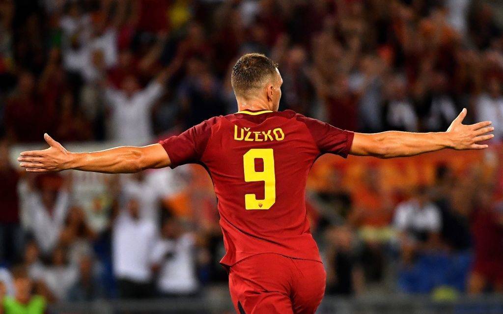 Edin Dzeko, già accostato a Conte ai tempi del Chelsea (Photo credit ALBERTO PIZZOLI/AFP/Getty Images)