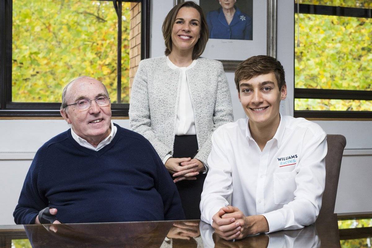George Russell Frank Williams Claire Williams contratto f1