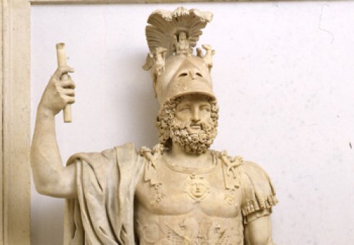 Una statua di marmo raffigurante Marte, celebrato il 23 marzo nel tubilustrium.