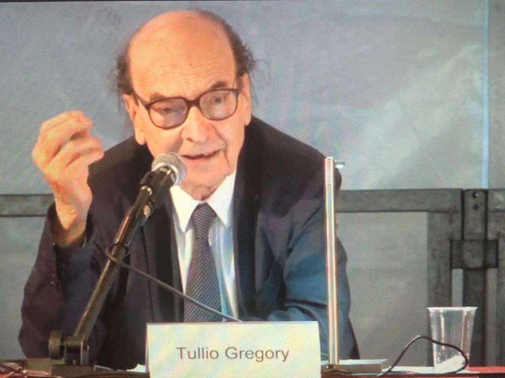 “Tullio Gregory ad una conferenza – Photo Credit: www.laregione.ch”

tullio gregory