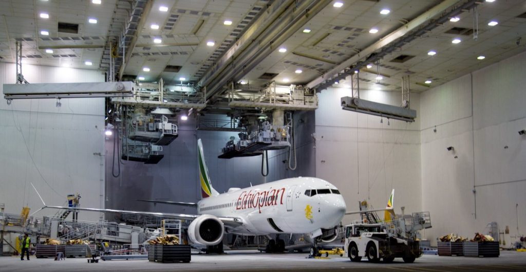 “Il Boeing 737 in fase di revisione a giugno prima della consegna – Photo Credit: twitter.com”  boeing