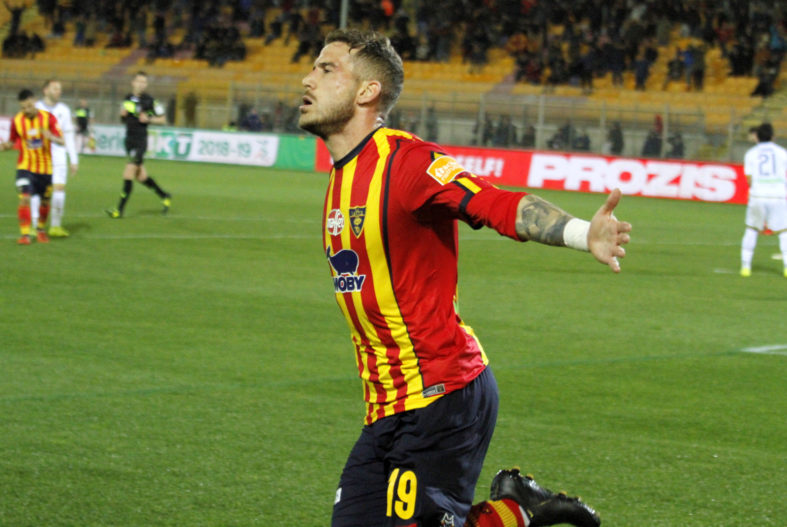 lecce serie b la mantia 