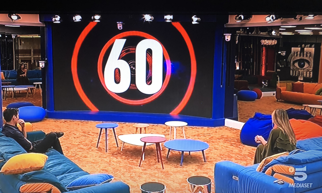 “Luis ha 60 secondi di tempo per decidere se entrare in Casa - Photo Credit: www.grandefratello.mediaset.it”
grande fratello 16
