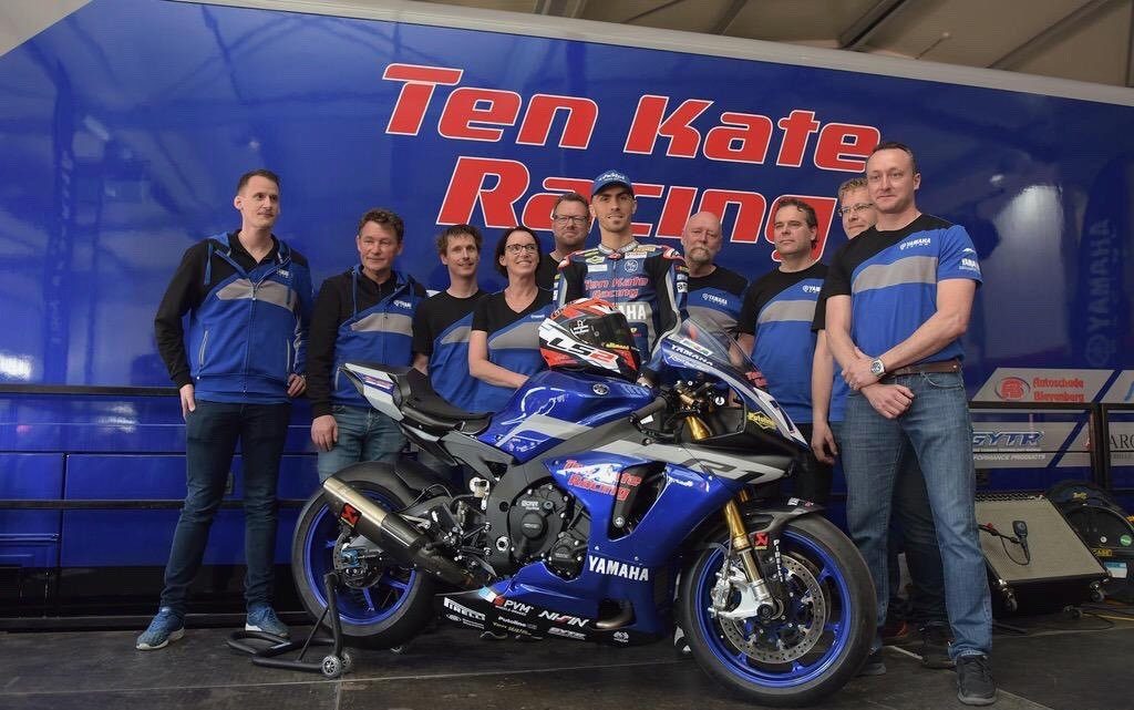Test a Misano - Loris Baz e la Yamaha R1 del team Ten Kate