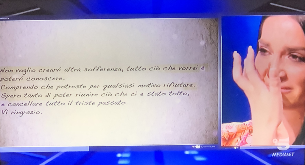 "Serena riceve una lettera dal fratello Gaetano - Photo Credit: www.grandefratello.mediaset.it"  grande fratello 16
