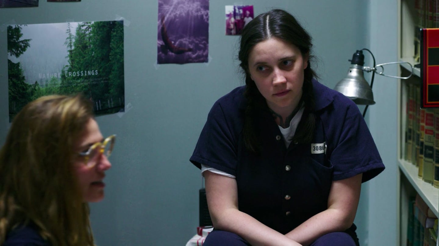 Frieda da giovane in un episodio della sesta stagione di "Orange is the new black".
