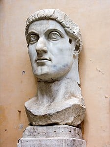 Testa di statua di Costantino I