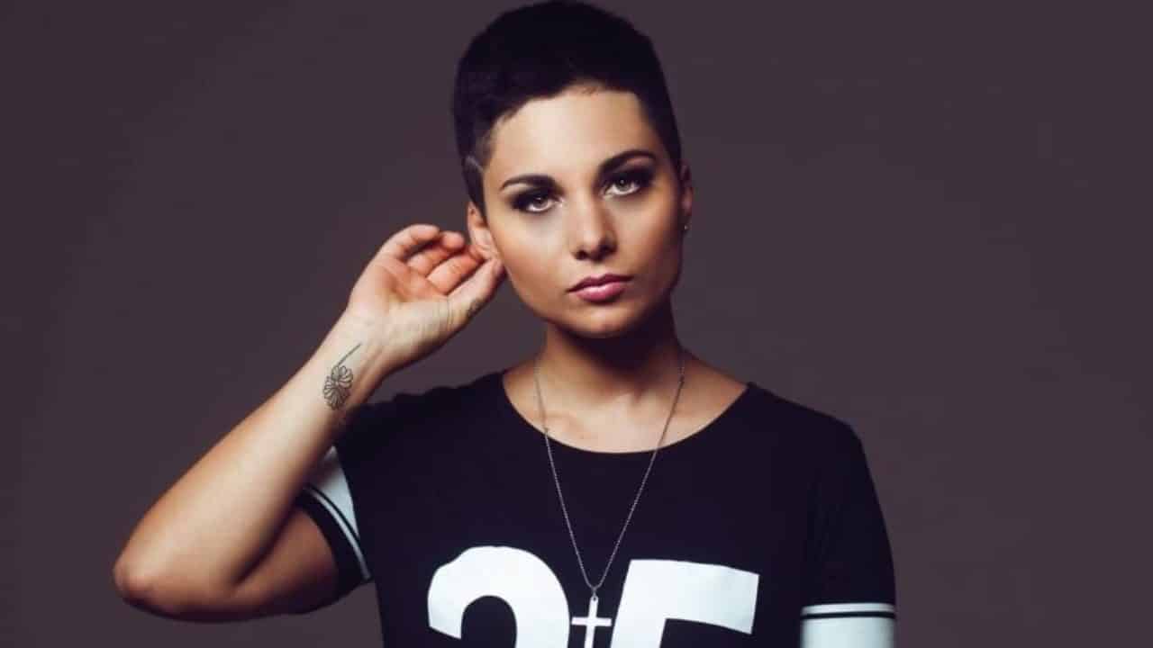 Giordana Angi: la madre racconta la lotta contro anoressia e bulimia e il coming out della figlia