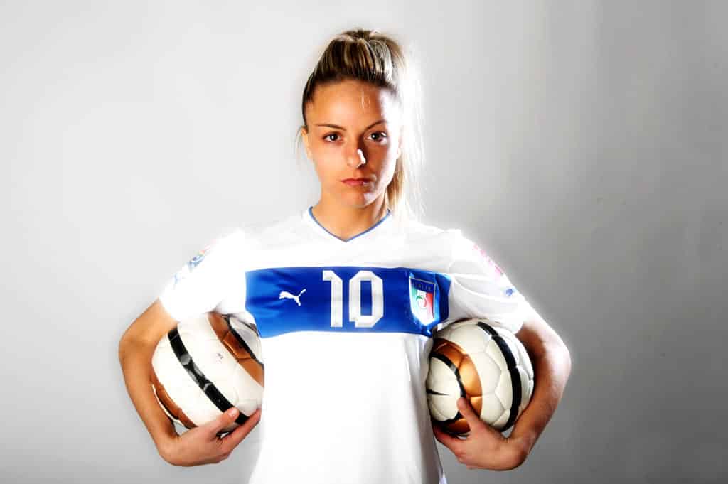 “Martina Rosucci – Photo Credit: www.lettera43.it”

le azzurre della nazionale di calcio