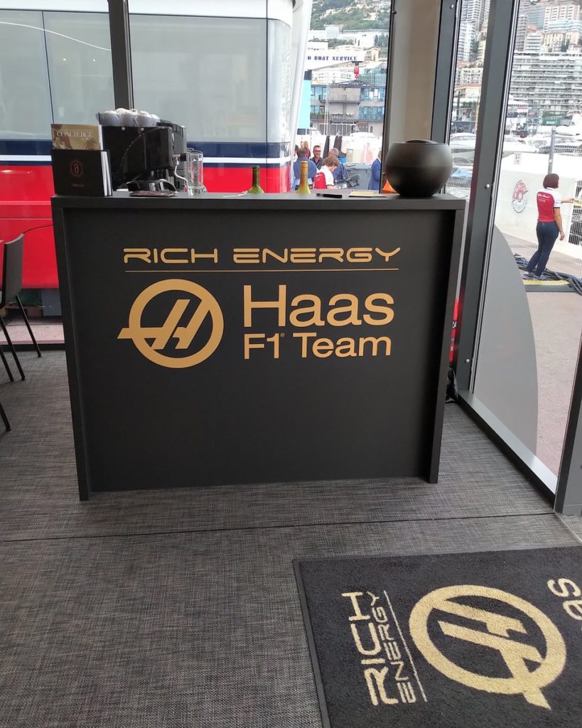 Haas perde Rich Energy
