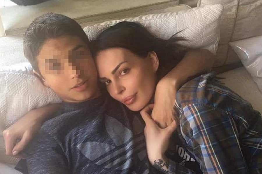 Nina Moric come Bibbiano: “Mi avevano tolto mio figlio senza motivo”