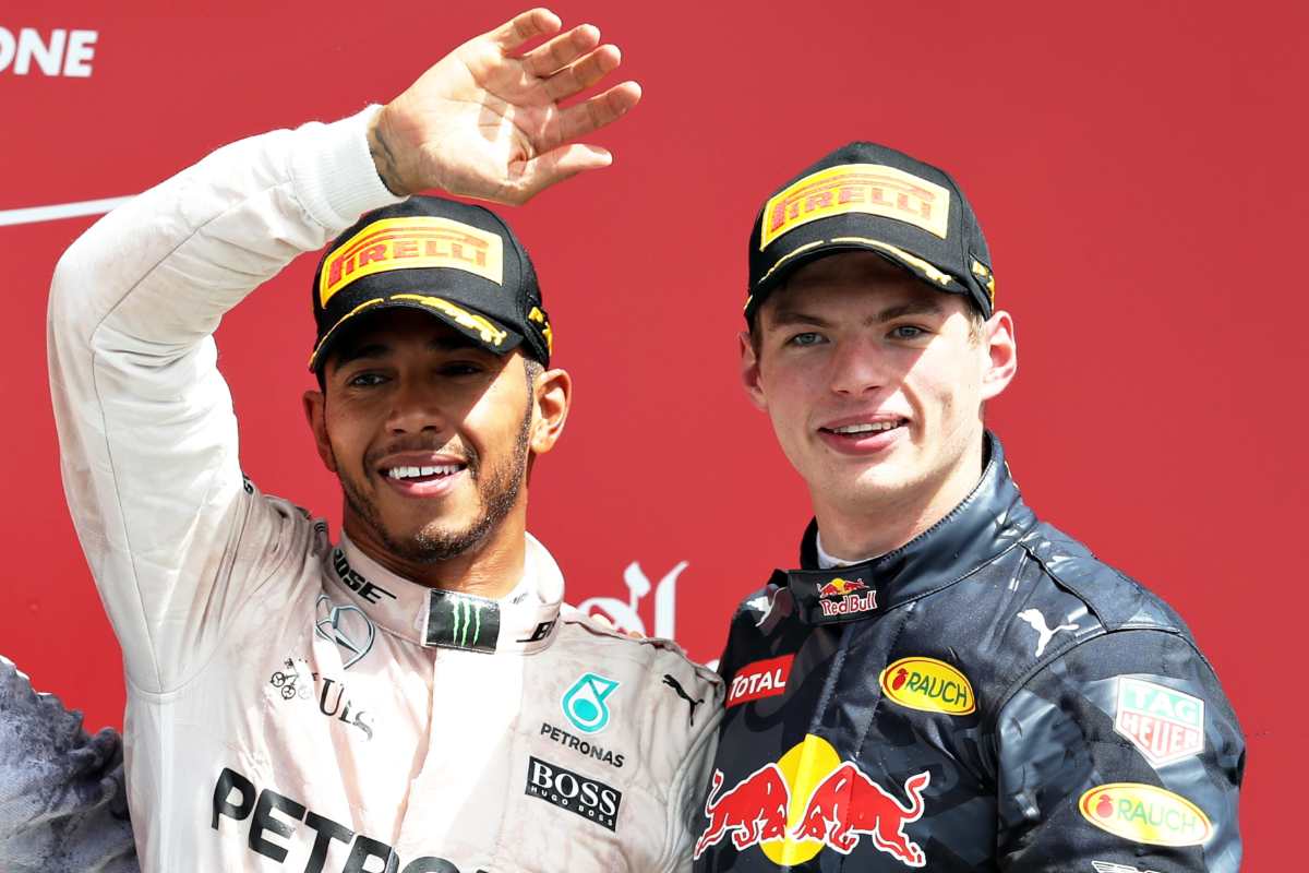 Verstappen doppia Hamilton ad Imola: umiliazione Mercedes Hamilton Ferrari