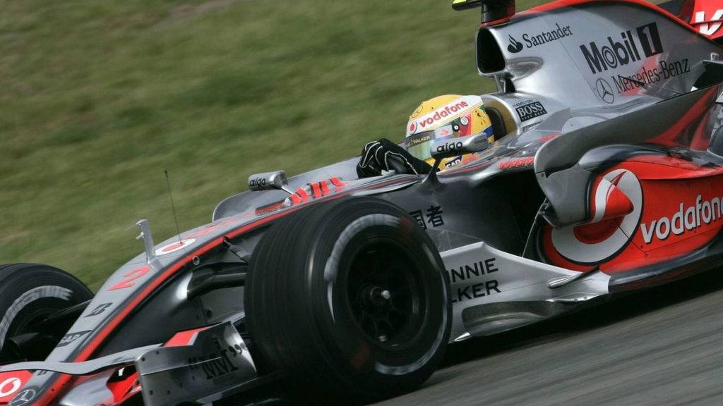 Renault McLaren Mercedes Formula 1 Lewis Hamilton 2007