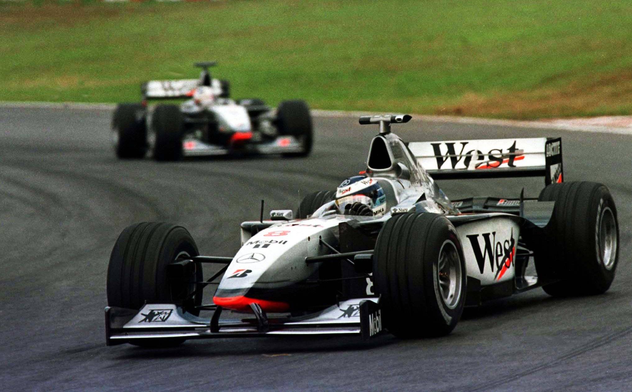 Formula 1 | McLaren lascia Renault, ritorna il binomio McLaren-Mercedes!