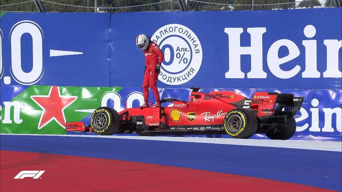 Formula 1 | Motore V12: siamo sicuri fossero affidabili come dice Vettel? Motori V12