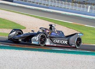Nico Muller a suo agio sulla GEOX Dragon