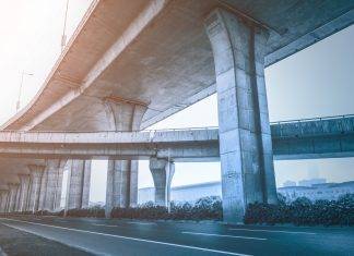 Tragedia a Civitavecchia: picchia la compagna e poi si lancia dal viadotto Tragedia a Civitavecchia