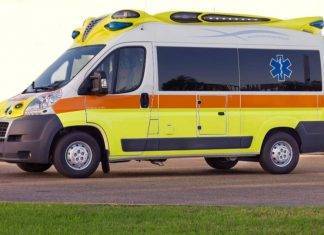 Bambina di 8 anni muore dopo un malore: aumentano i casi Ambulanza