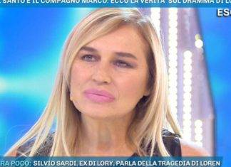 Scontro in diretta tra Lory Del Santo e Manila Gorio Lory Del Santo a Domenica Live - immagine web
