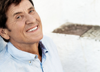 Gianni Morandi, a Verissimo svela i retroscena della fiction “L’Isola di Pietro 3” gianni morandi