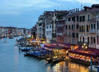 Maltempo, Venezia vede l’acqua alta peggiore degli ultimi 50 anni