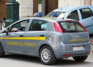 Corruzione per appalti: tartufi e mazzette in cambio di lavori