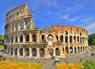 Sardine a Roma: Il flash mob si sposta nella capitale