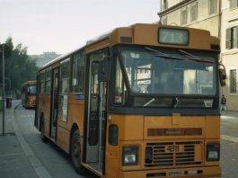 Aggressione a colpi di bastone: autista Atac ferito aggressione bus