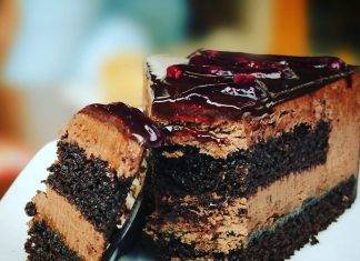 Torta Luppo, la bufala gira online: ripiena di pasticche che provocano paralisi