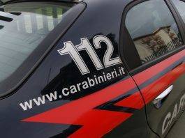 Roma, incidente su Via Cassia: auto si scontra contro un pilone