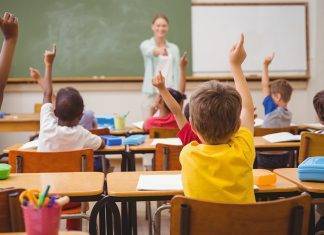 Scuola Girolami chiusa da 7 mesi, rischia di non tornare agibile Scuola Girolami
