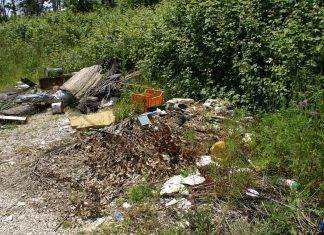 Tor di Quinto: ennesima discarica abusiva sul Tevere Tor di Quinto
