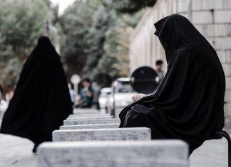Iran, la repressione dei movimenti femministi e le violazioni dei diritti umani