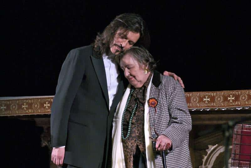 Alda Merini - l'abbraccio con Giovanni Nuti