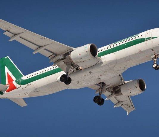 Alitalia: sciopero dei dipendenti indetto per il 13 dicembre sciopero Alitalia