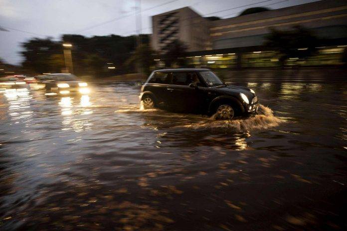 Maltempo Roma problemi viabilità