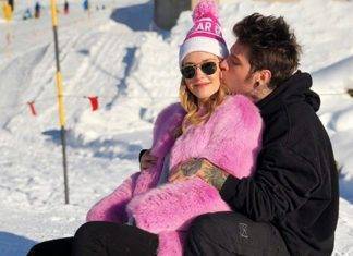 Fedez cade fuori pista nella neve: la colpa di Chiara Ferragni
