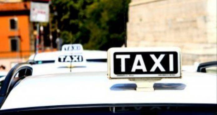 taxi licenza