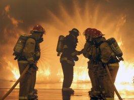 Firenze, esplosione in via D’Annunzio: incendio in un distributore di benzina