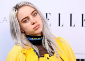 Billie Eilish sul palco degli Oscar 2020