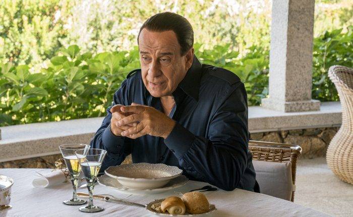 Toni Servillo è Silvio Berlusconi in "Loro" - immagine web