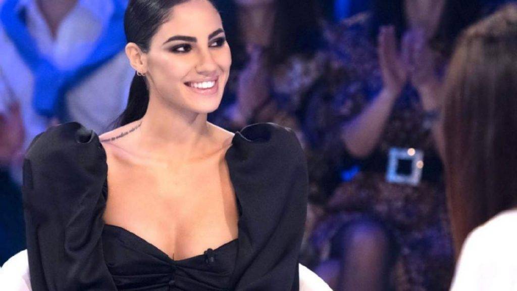 giulia de lellis a verissimo andra iannone damante