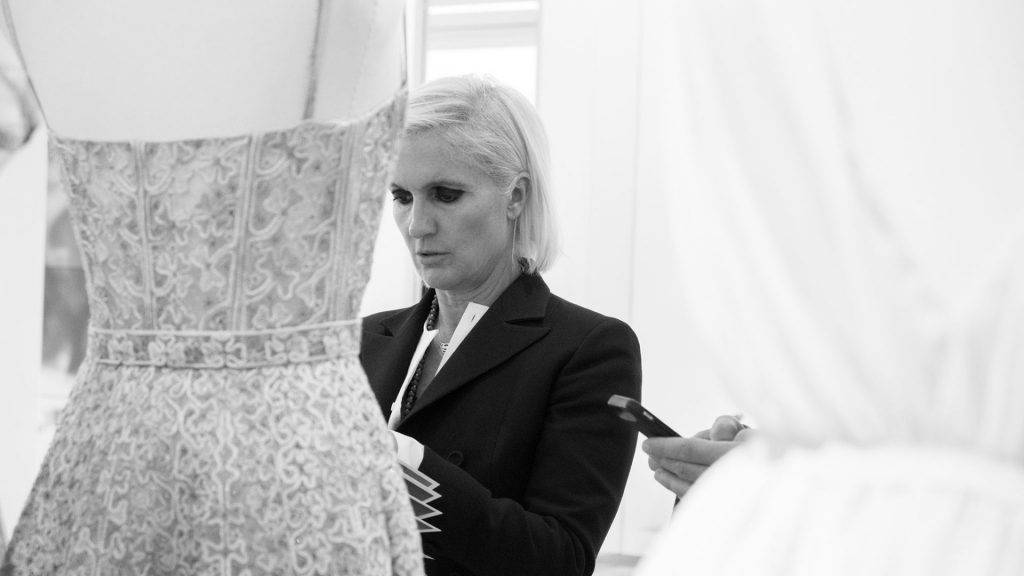 Maria Grazia Chiuri - Direttrice creativa Dior sceglie Lecce - foto da artwave - fonte financialtimes.com