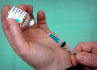 Gran Bretagna: iniziano i test per i vaccini che “salveranno trentamila vite”