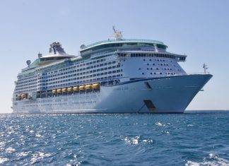 Coronavirus: i passaggeri della Diamond Princess ancora prigionieri