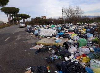 Rifiuti a Roma: sanzioni per comportamenti illeciiti grazie alle “fototrappole” rifiuti