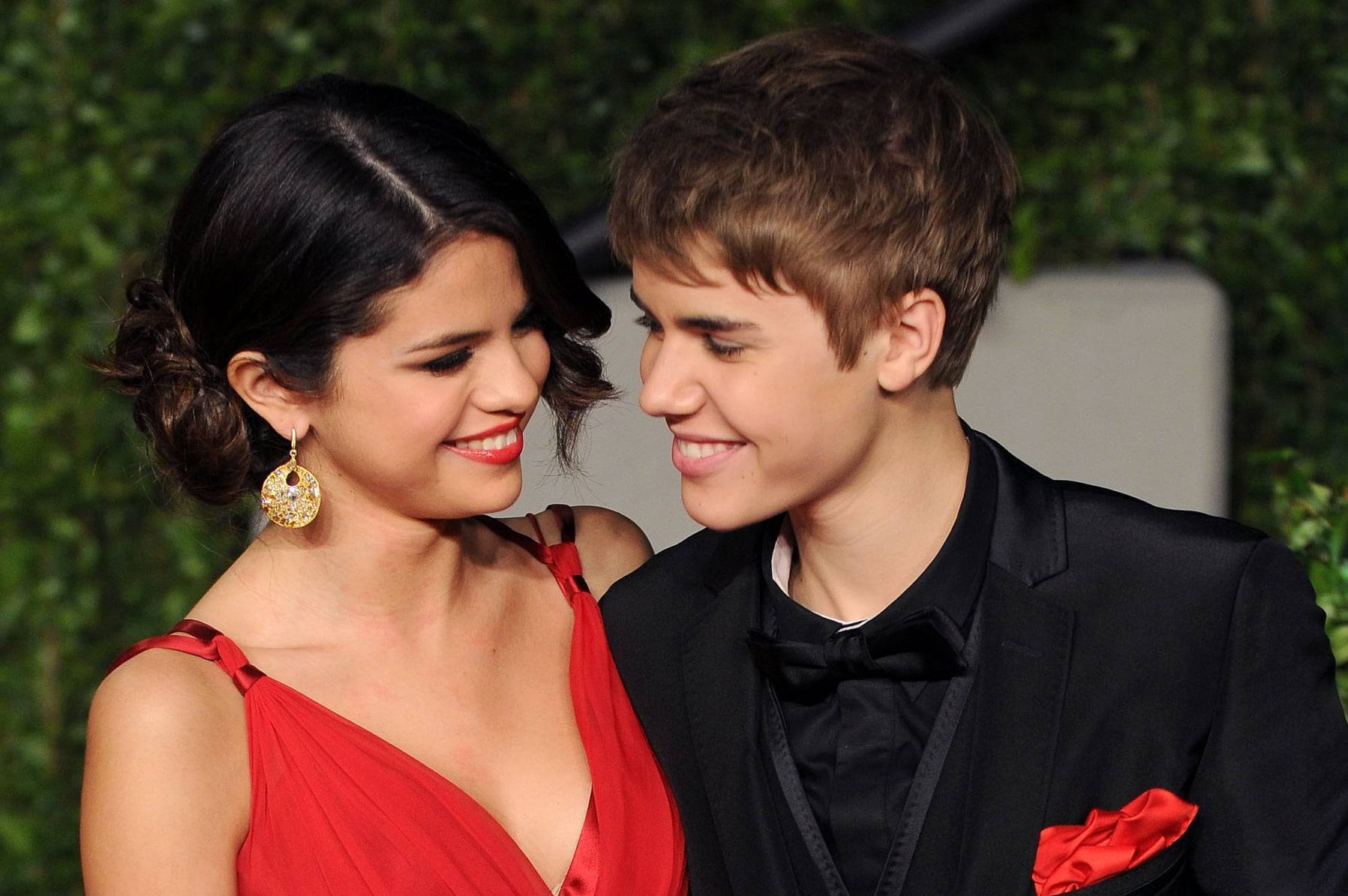 Selena Gomez ed i suoi artigli sul Social e Justin