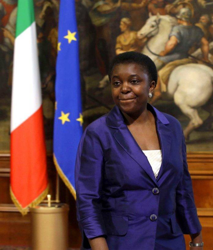 Cécile Kyenge Photo Credits :biografieonline.it