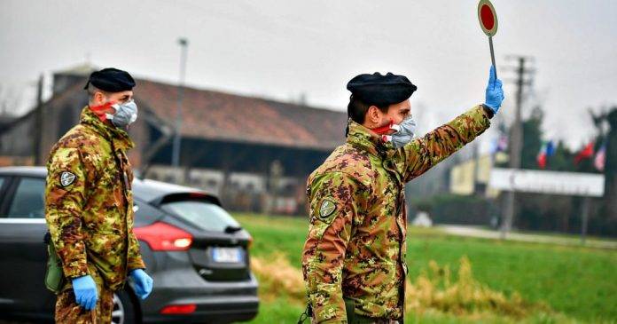 Esercito-zona-rossa-1050x551-1