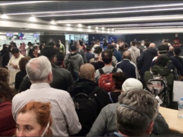 Covid-19, a Fiumicino i passeggeri non rispettano la distanza di sicurezza